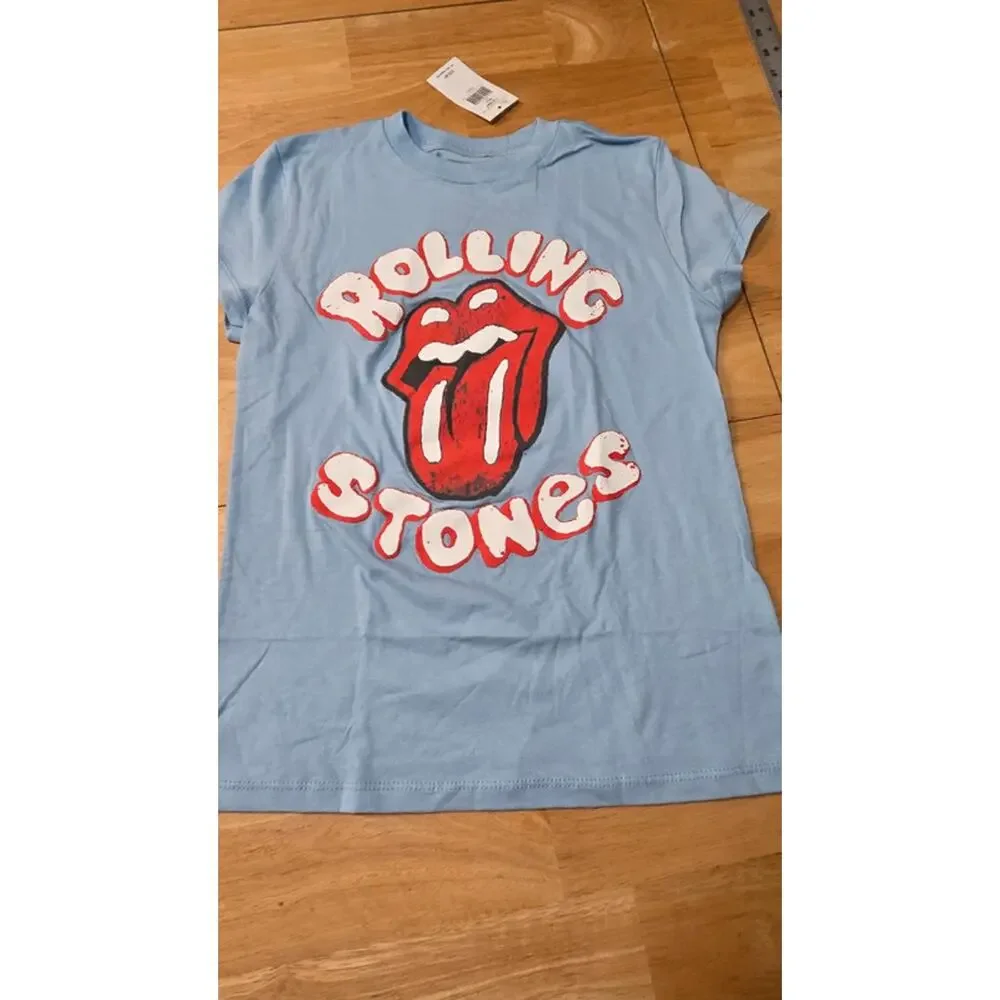 The Rolling Stones Kids Graphic T-Shirt Light Blue Tongue Logo Size S 6/7 NWT